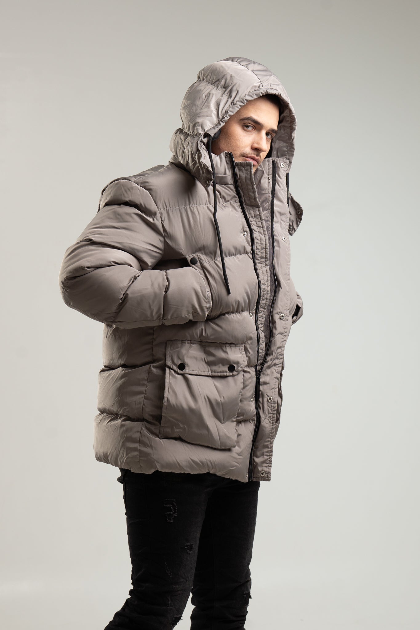 Zimowa parka męska w kolorze szarym