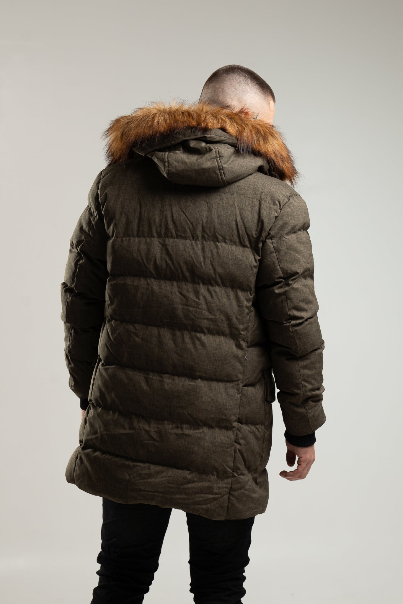 Zimowa parka męska w kolorze khaki z kapturem