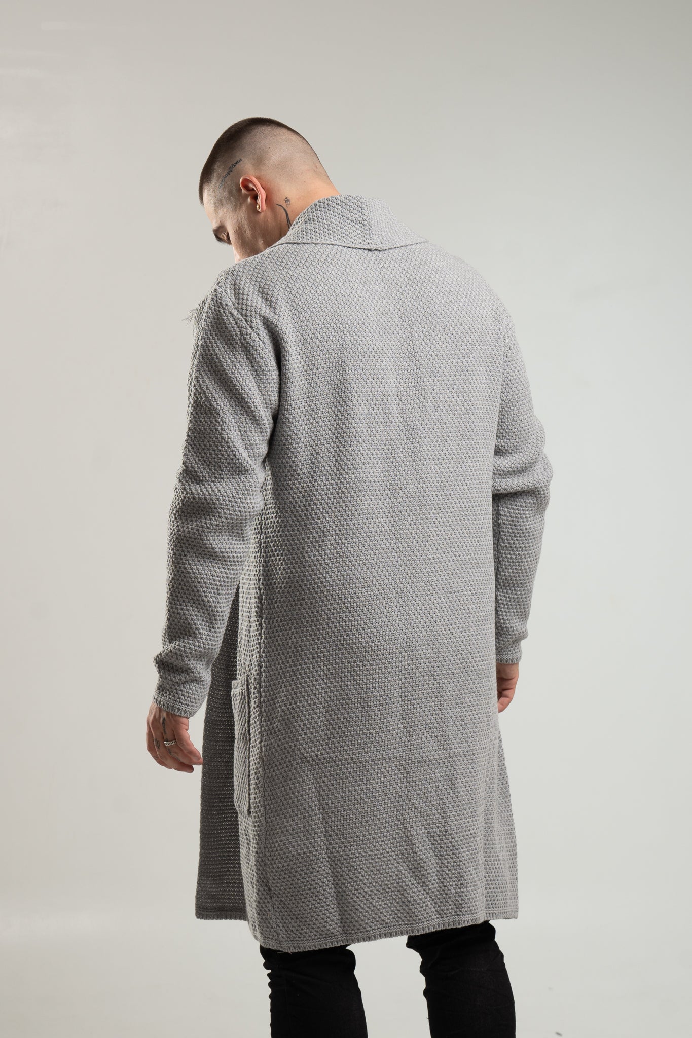 Szary kardigan męski