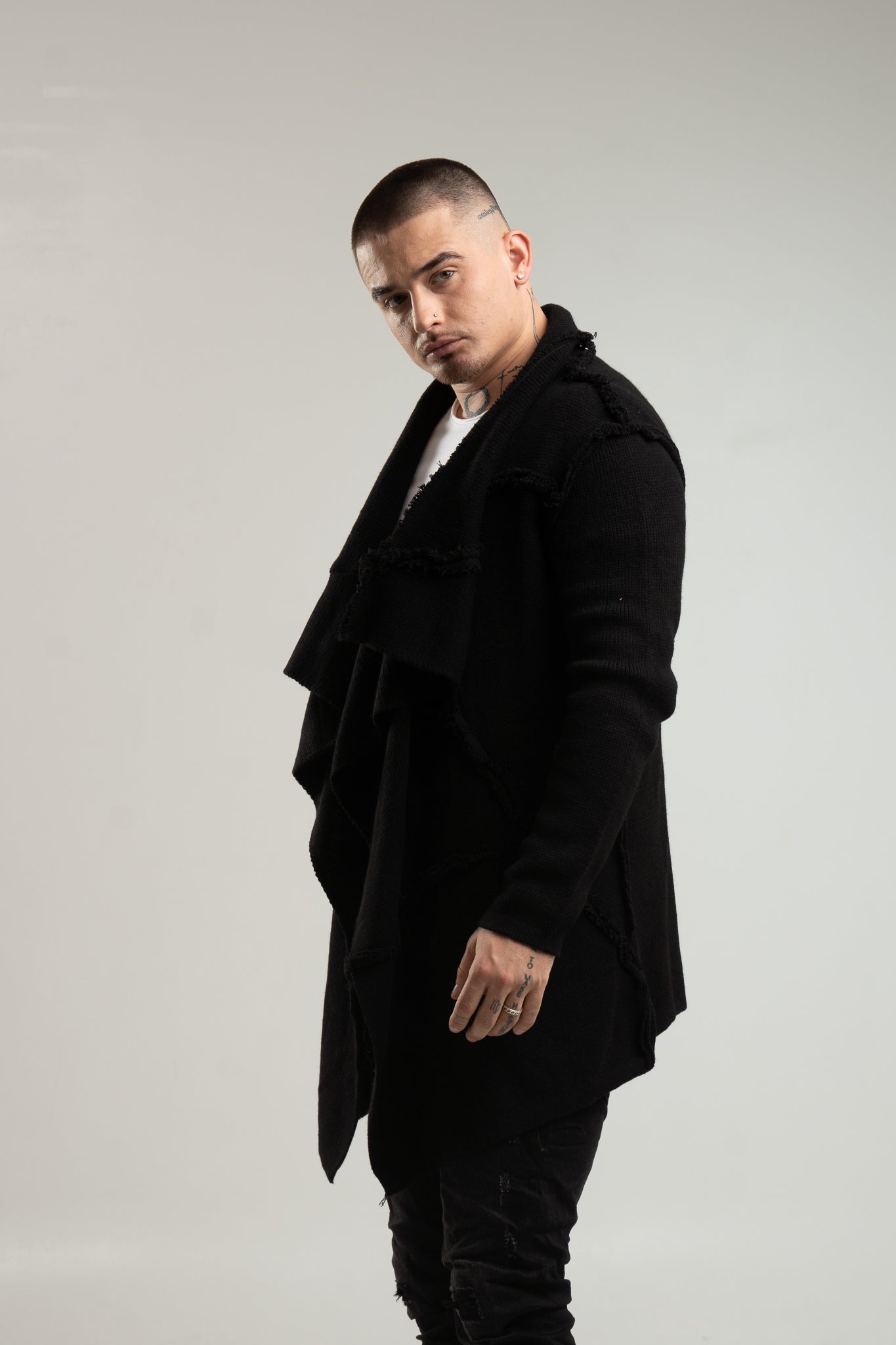 Czarna narzuta męska