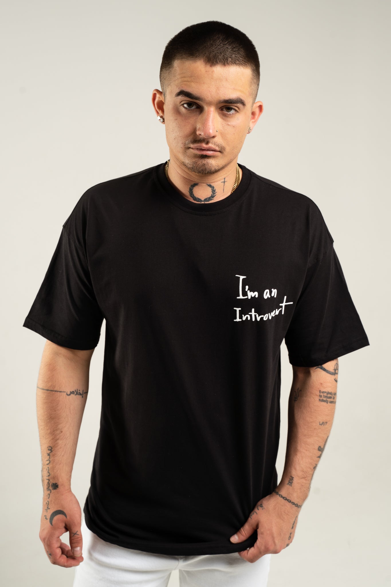 Koszulka Oversize "Leave me alone" - Czarna