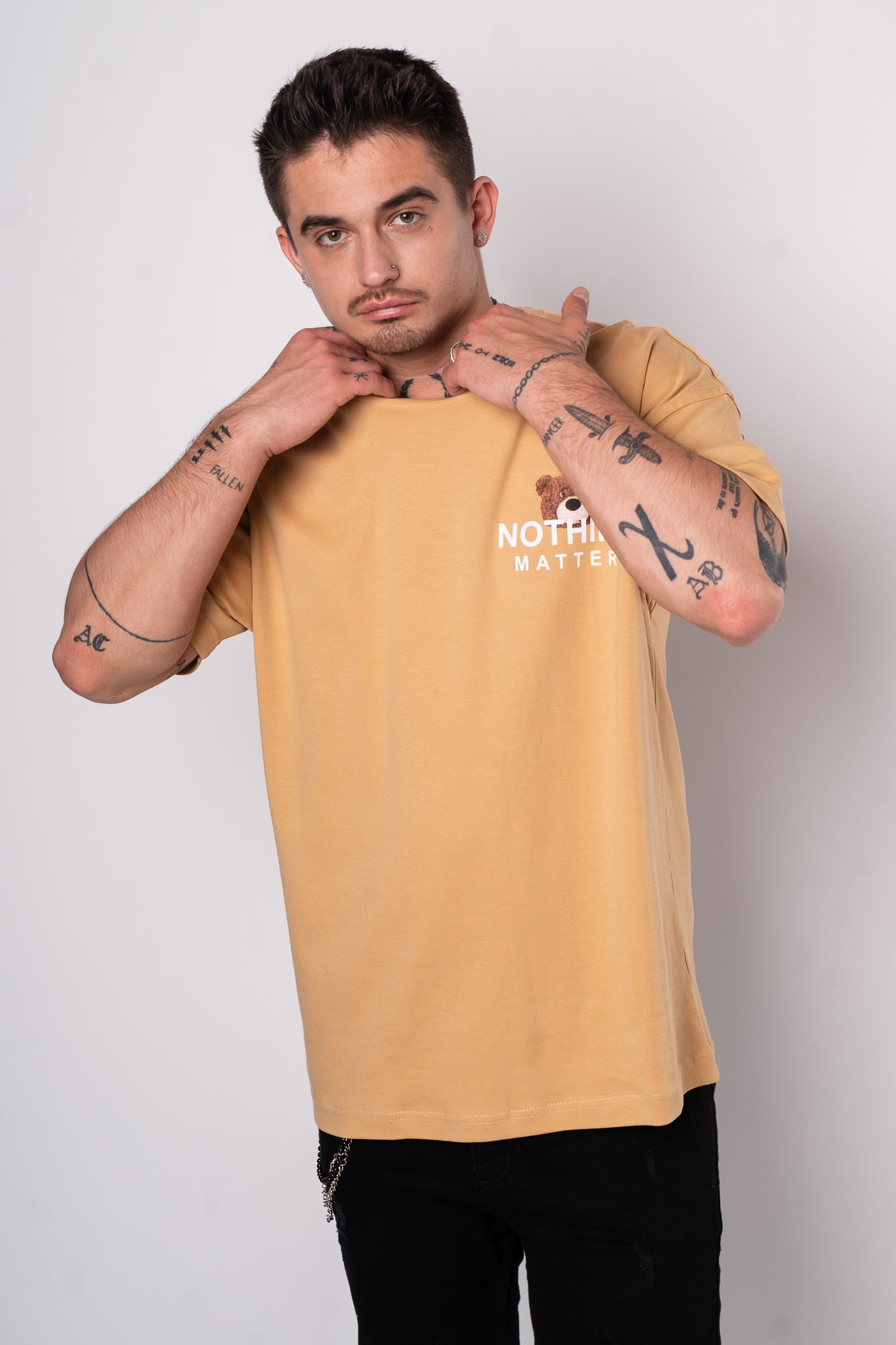 Koszulka Oversize "Nothing Matter" - Musztardowa