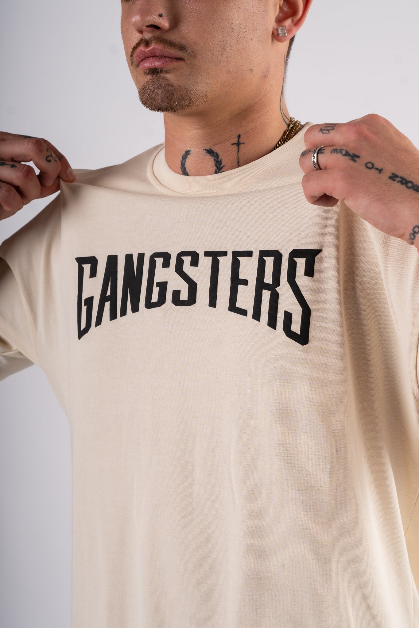 Koszulka Oversize "Gangsters" - kremowy