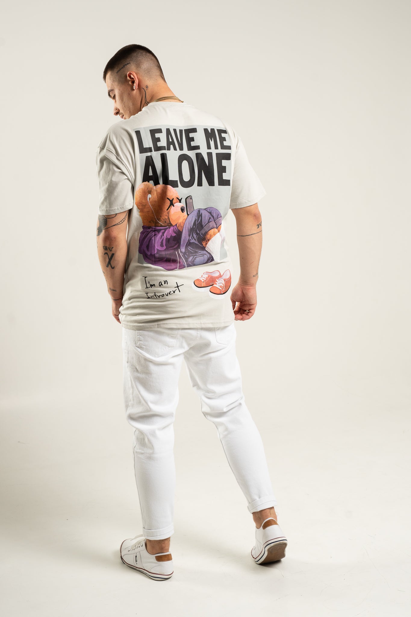 Koszulka Oversize "Leave me alone" - Szara